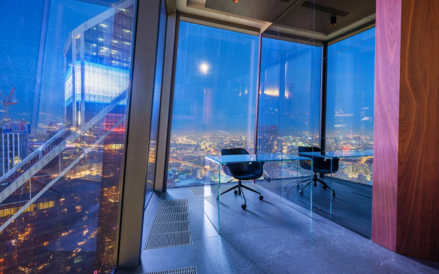 Style and Minimalism on the 75th Floor