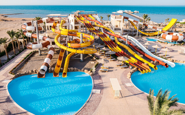 Отель  El Karma Aqua Beach Resort