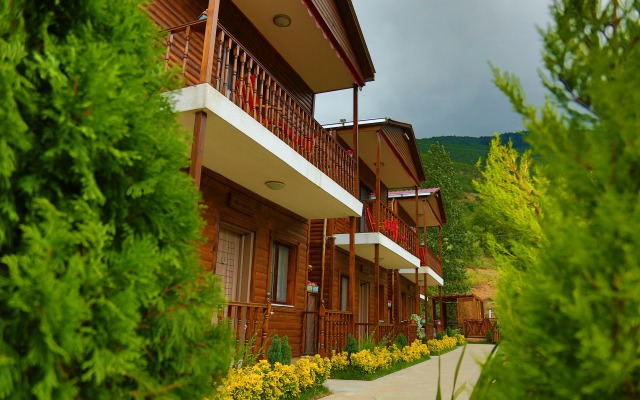 Dergiz Holiday Village & Spa