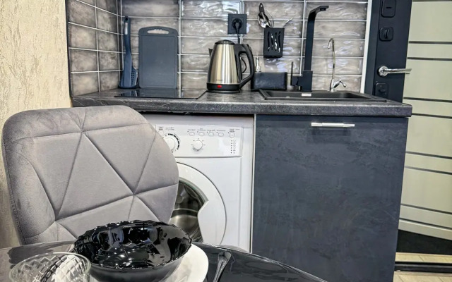 2 Nochi Na Ulitse Vereyskaya 35 Flat