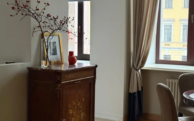 Апартаменты с видом на канал Грибоедова у Невского проспекта