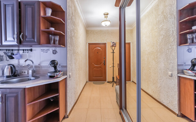 U Finlyandskogo Vokzala I Kreysera Avrory Apartments