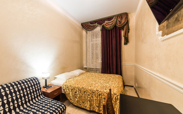 Отель Гостевой дом Большой 19