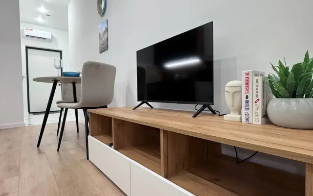 Uyutnaya Studiya Soft Whisper Na Otkrytom Shosse Apartments