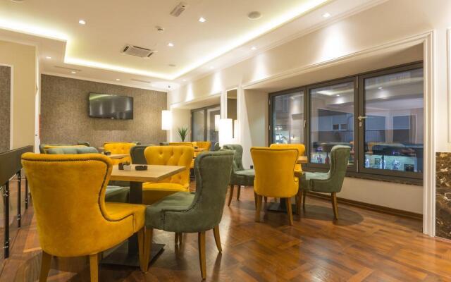 Hotel Royal Inn