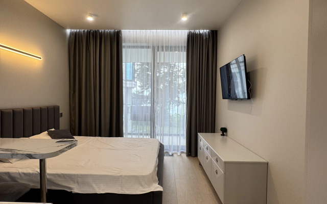 S Pryamym Vidom na More Apartments