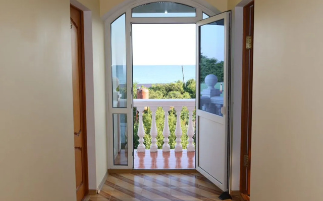 Dzhugelia Guest House