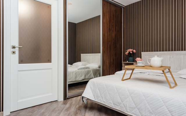 Квартира ApartHause рядом с ЖД-вокзалом и удаленным заездом