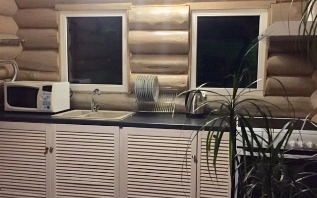 Частный дом c бaнeй у озepa Хэпоярви