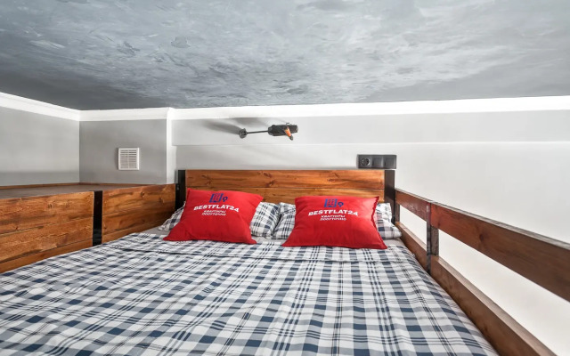 Dvukhurovnevy Lyuks S Krasivym Vidom Na Vladykino Apartments