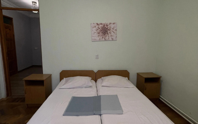 Lika Guest House
