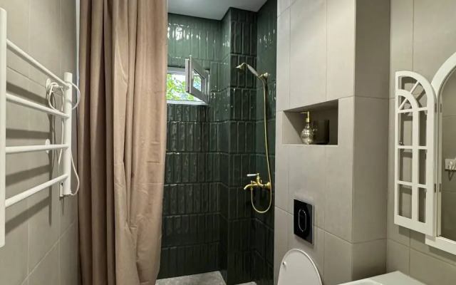 Dizaynerskaya V Tsentre Abkhazii Flat