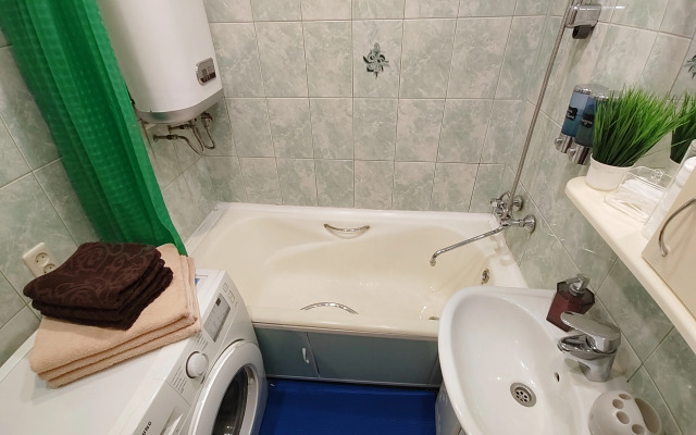 Квартира двухкомнатная раздельными спальнями возле МГТУ