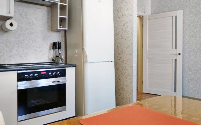Studiya Na  Naberezhnoy Yeniseya V Krasnoyarske Flat