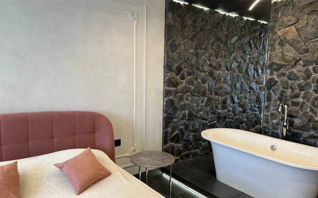 Квартира Шикарная с Ванной в Спальной Зоне