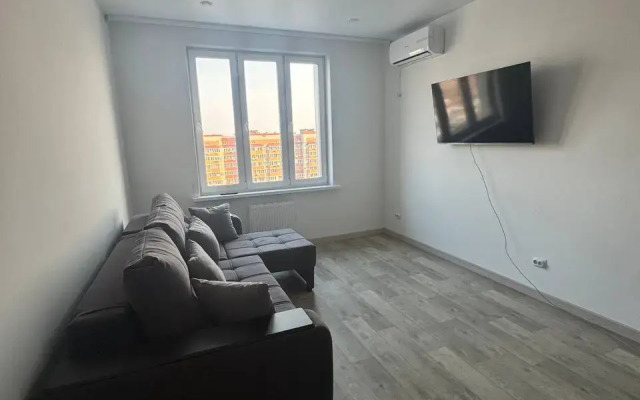 Na Chaykovskogo 100/2 Apartments