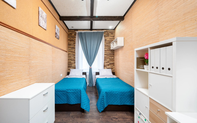 Trekhkomnatnay Na Perekupkom Pereulke Flat