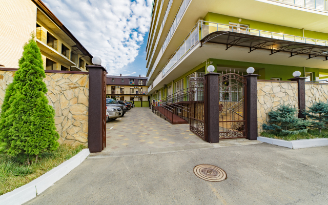 Relax Hotel