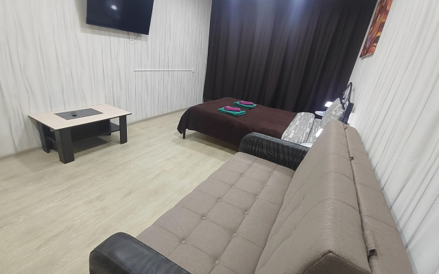 Квартира возле ТРЦ Плазма с лифтом и балконом