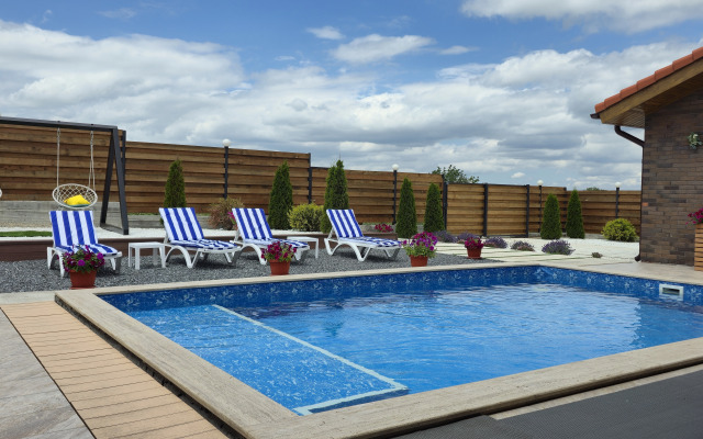N2 Chetyre Sezona Guest house