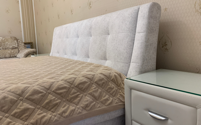 Квартира трехкомнатная с современным ремонтом в центре Тюмени