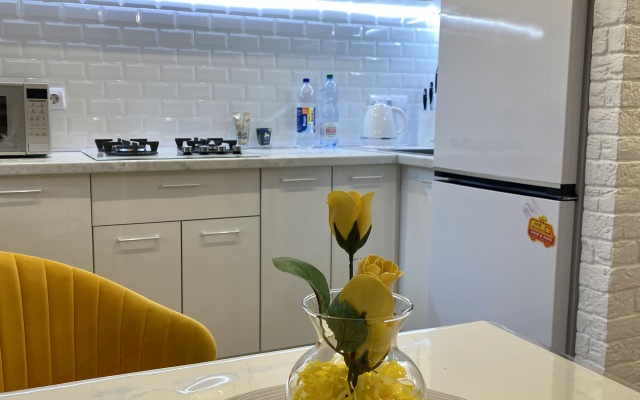 Queen Rooms Apartments