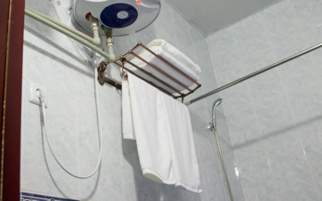 Отель Bokhtariyon