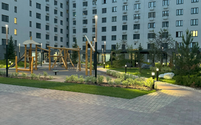 Chetyrekhmestnaya Dizaynerskaya V Tsentre Goroda Flat