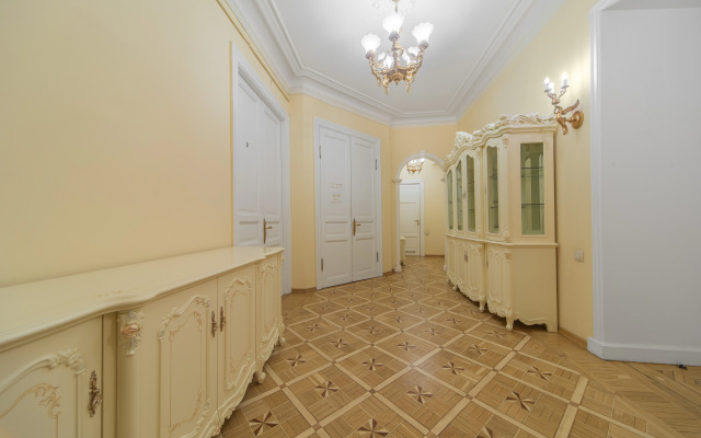 Квартира на Рубинштейна 4