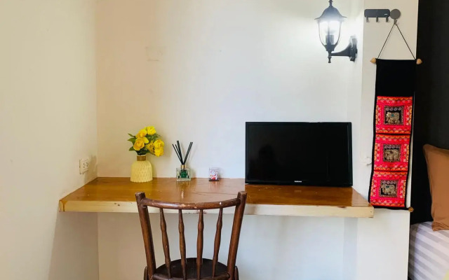 Отель Arch Club Pa Tong