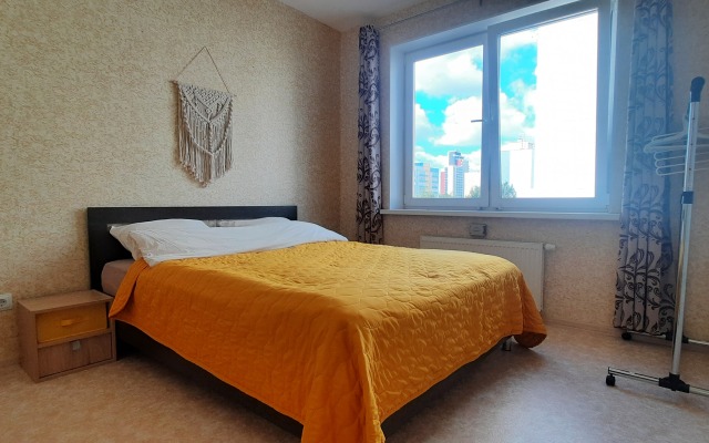 Yevrodvushka na Suvorova 27 Flat
