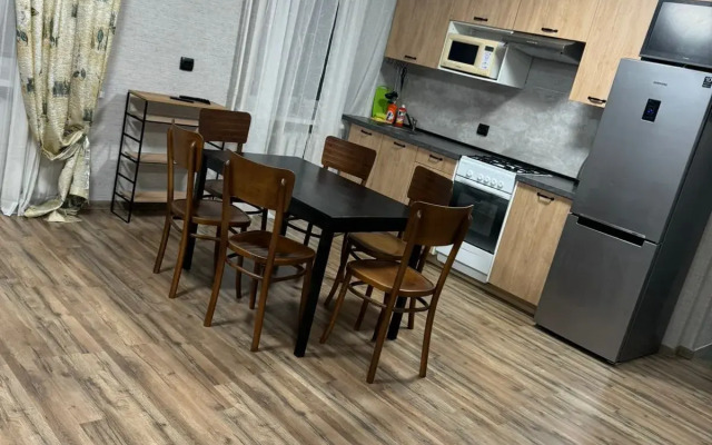 Uyutnaya Kvartirka U Naberezhnoy Apartments