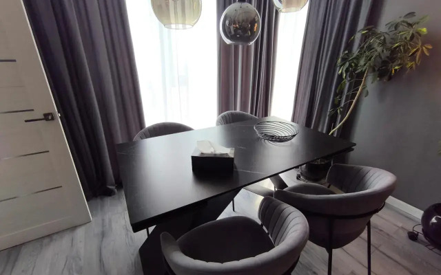 Tolstogo 28 Flat