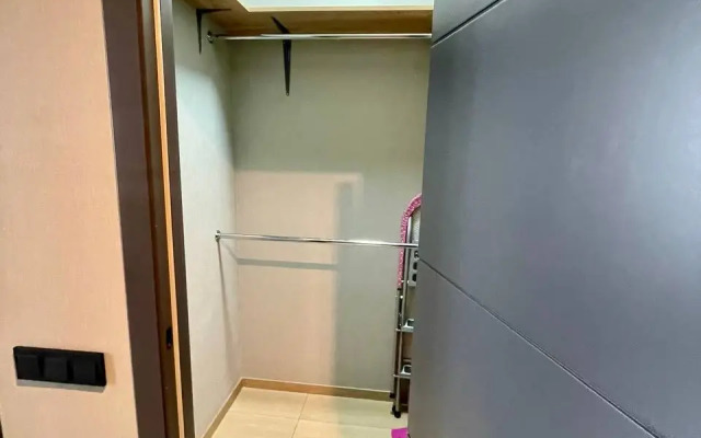 Na Enshteyna 2 Flat
