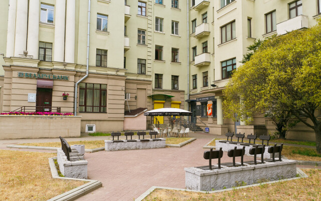 3-komn. v centre Minska dlya 7 gostej Apartament