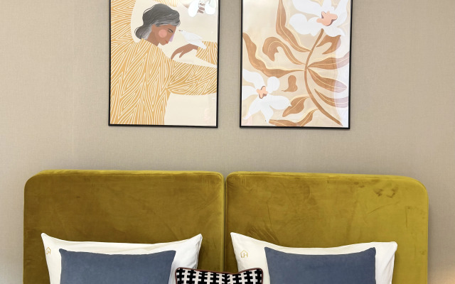 3-Komnatnye Homeapart Nemiga 12 Apartments