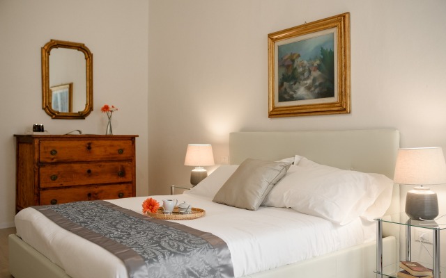 The Palm Beach Luxury Condo Apart-Hotel