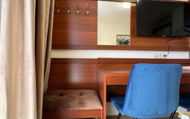 Kivi Private House