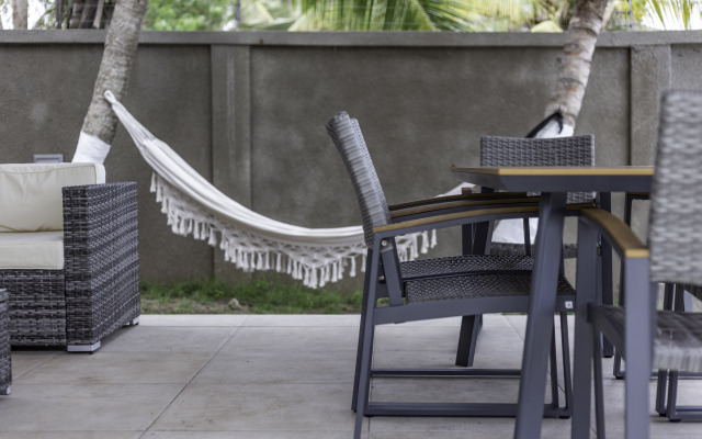 Serenity Residences & Spa, Kokrobite Beach Hotel