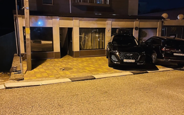 Отель Олина