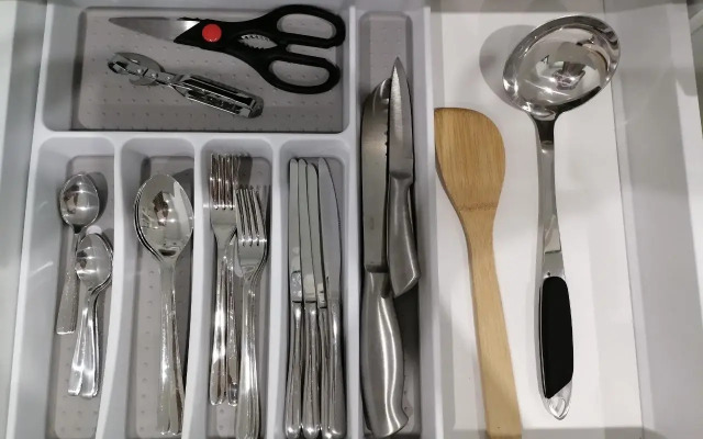 Uyutnaya S Sovremennym Remontom Flat