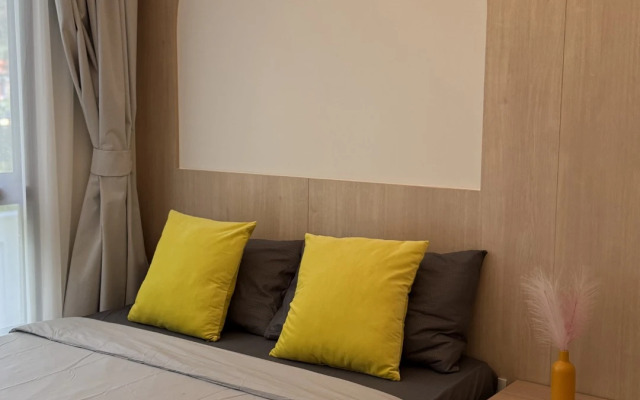 Sovremennaya Ryadom s Plyazhem Kamala Flat