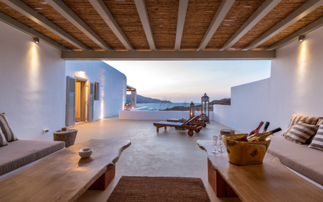 Le GrandMykonos Villa