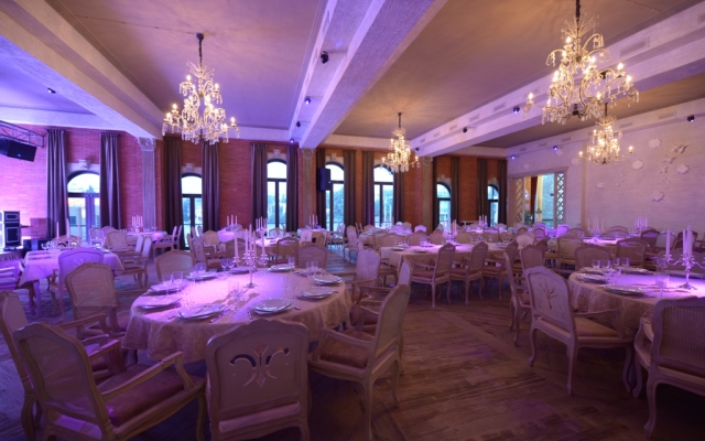 Old Isani Hotel