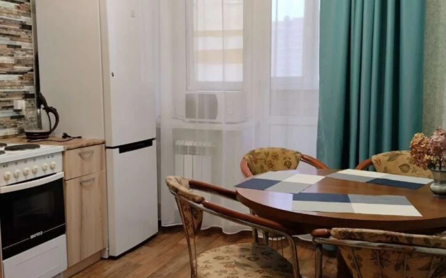 Na Ulitse Andreya Bushueva 4 Flat