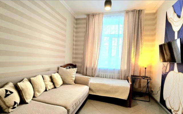 Na Prospekte Lenina 4 Apartments