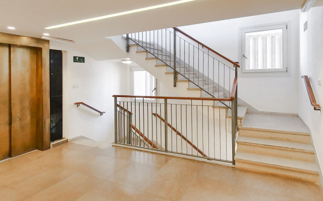 Design 2 Bdr Neve Tzedek #N11 Apartments