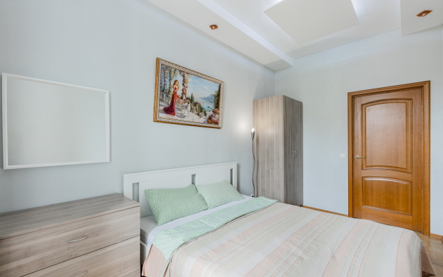 Апартаменты SpbStay с сауной на Невском проспекте 90