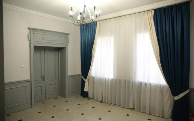 Hotel Alcazar