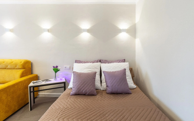 Квартира современная на Луначарского 58 от Горницы